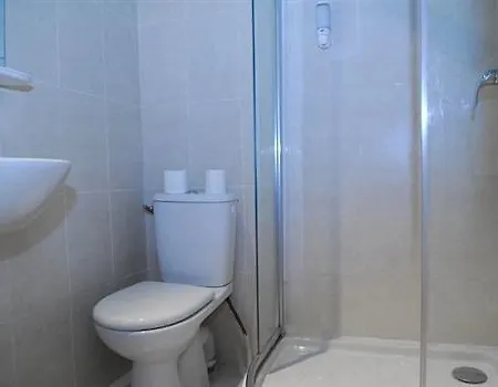 Modern's 3* Paris