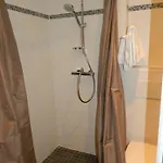 فندق موديرنز باريس
