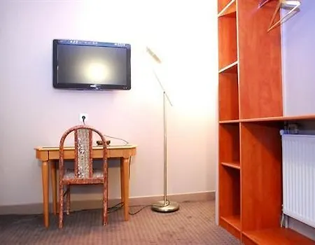 Modern's Hotel 3*