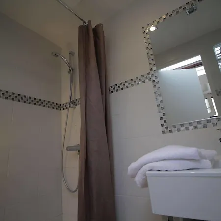 Szálloda Modern's